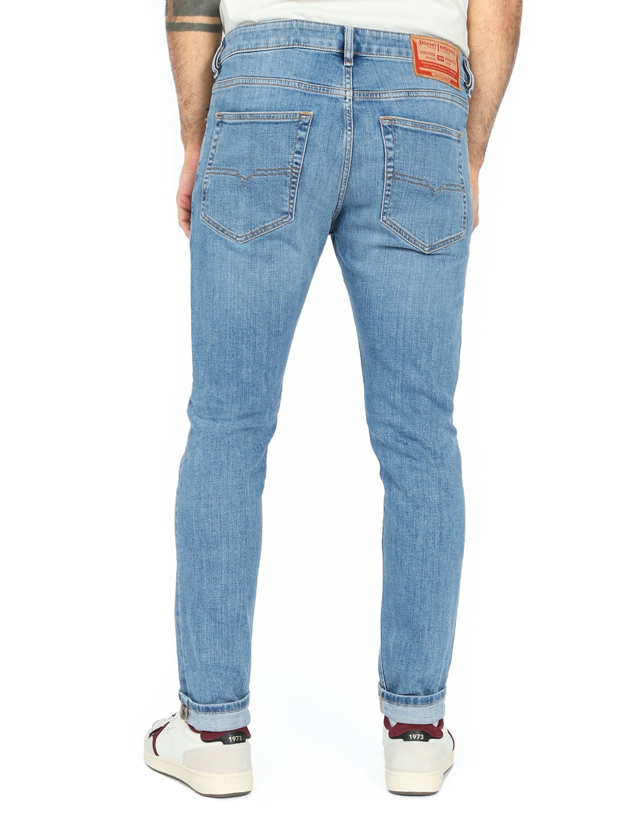 DIESEL Slimfit Jeans 'D-LUSTER'‌‌‌‌‌ in Blau