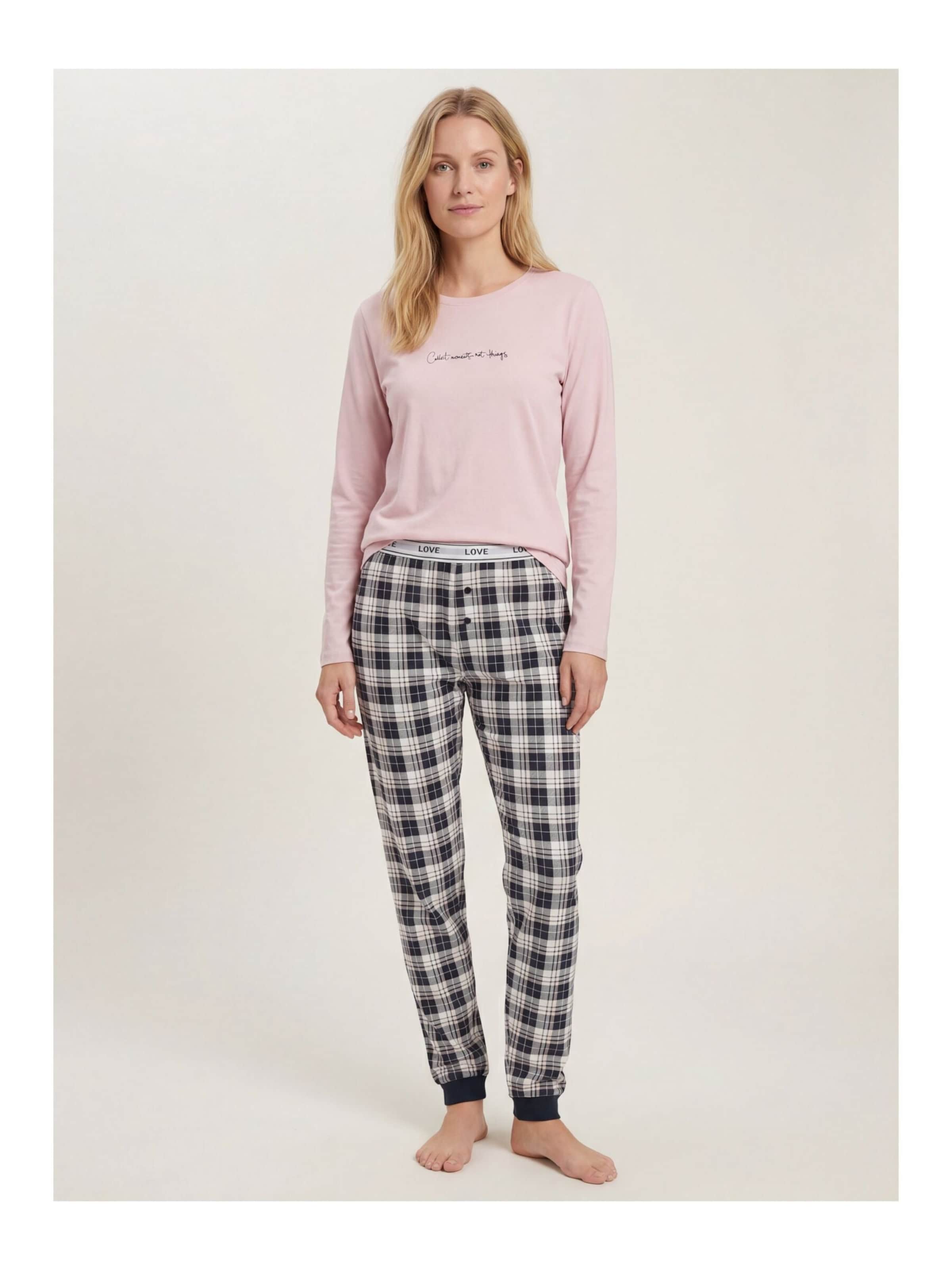 By Louise Pajama in Mixed colors