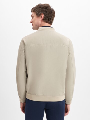 Veste mi-saison ' ' Nils Sundström en blanc