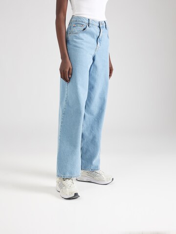 BDG Urban Outfitters Lużny krój Jeansy w kolorze niebieski: przód