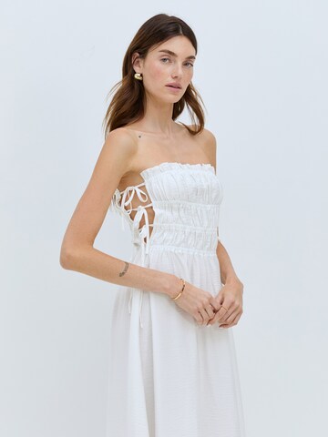 Cie Cie - Vestido en blanco