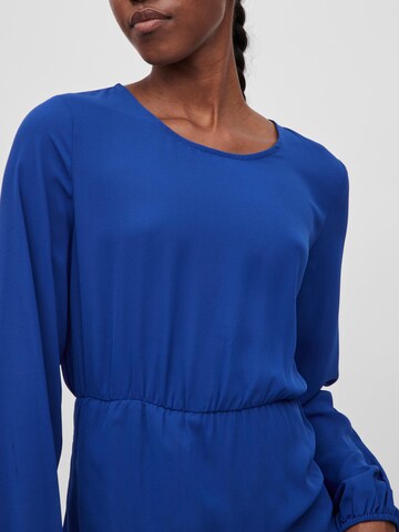 Rochie 'Musa' de la VILA pe albastru