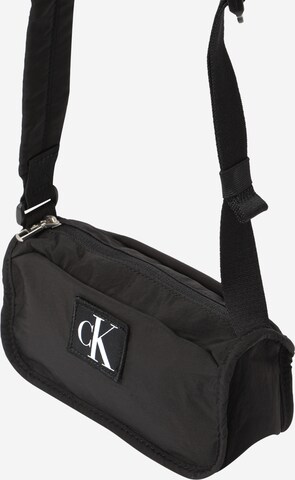 Calvin Klein Jeans - Bolso de hombro en negro