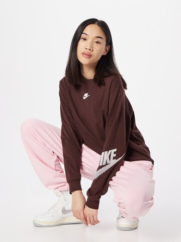 Nike SportswearSweater majica - smeđa boja