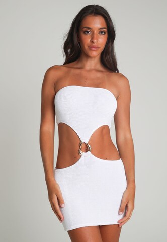 Moda Minx Beach dress 'Scrunch' in White: front