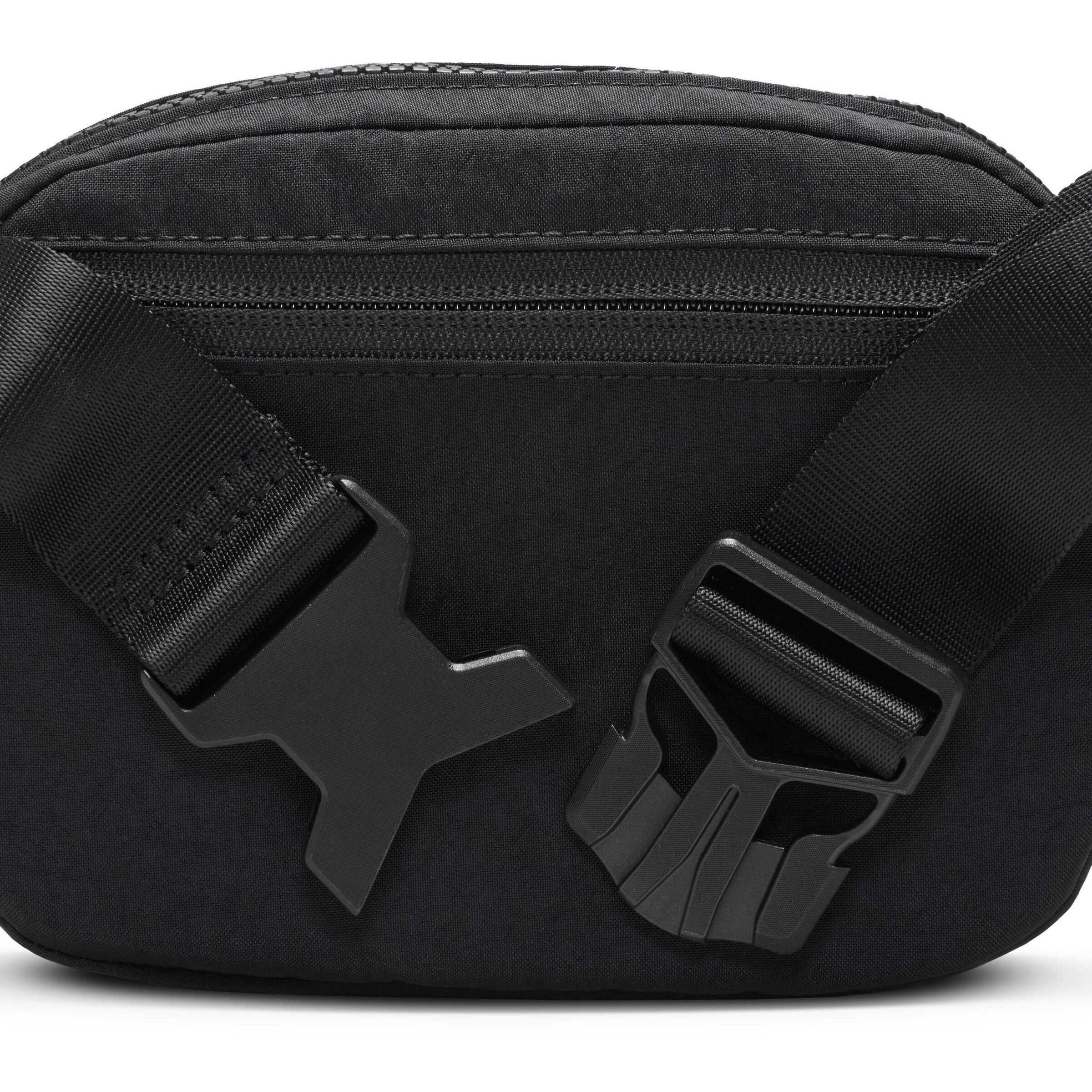 Nike Sportswear Fanny Pack 'Aura' in Black