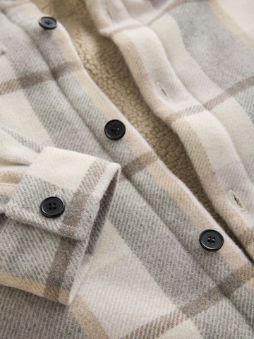 Next Демисезонная куртка в Бежевый