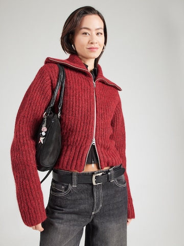 WEEKDAY Strickjacke in Rot: Vorderseite