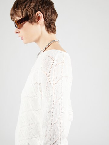 NÜMPH - Pullover 'SUDAYA' em branco