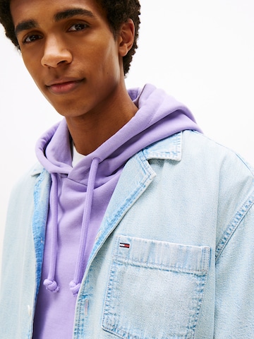 Tommy Jeans Regular fit Button Up Shirt in Blue