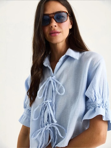 Camicia da donna di Bianco Lucci in blu