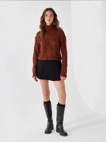 Hiccup Pullover in Braun