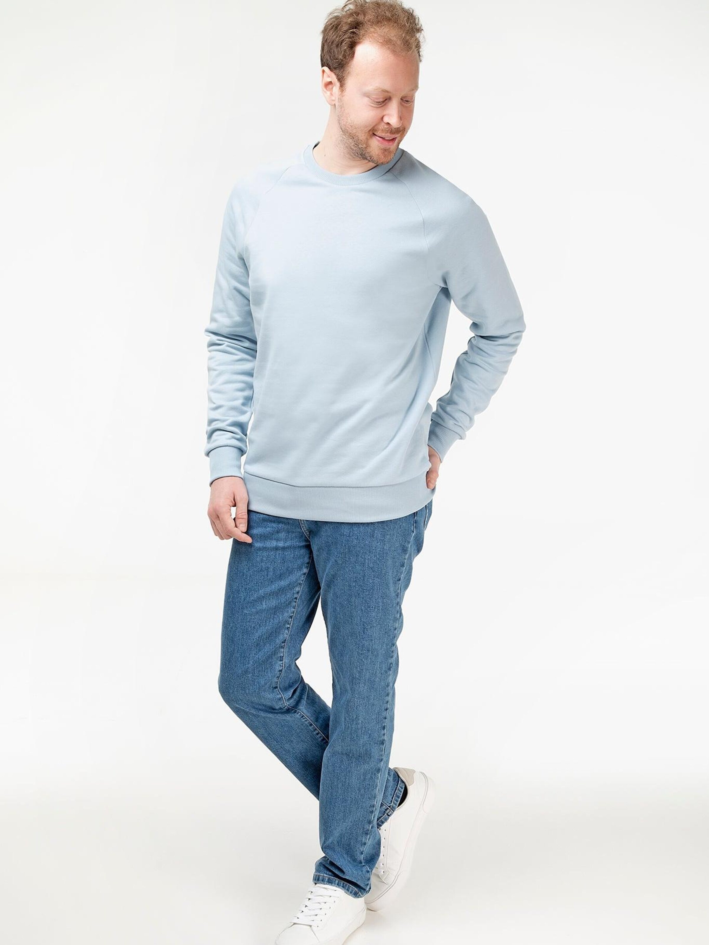 evermind Sweatshirt‌‌‌ in Blau