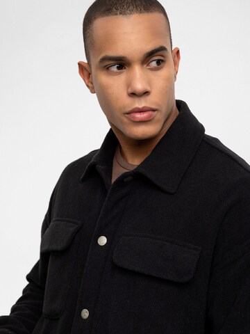 Antioch Between-season jacket in Black