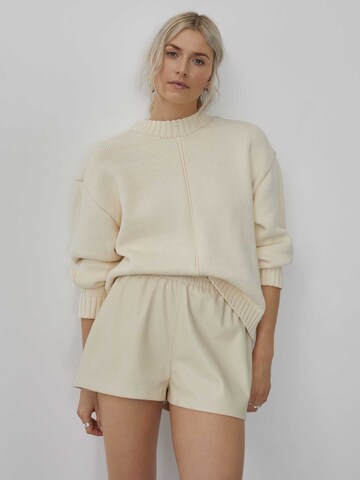 LeGer by Lena Gercke Regular Shorts 'Sarah' in Beige: predná strana