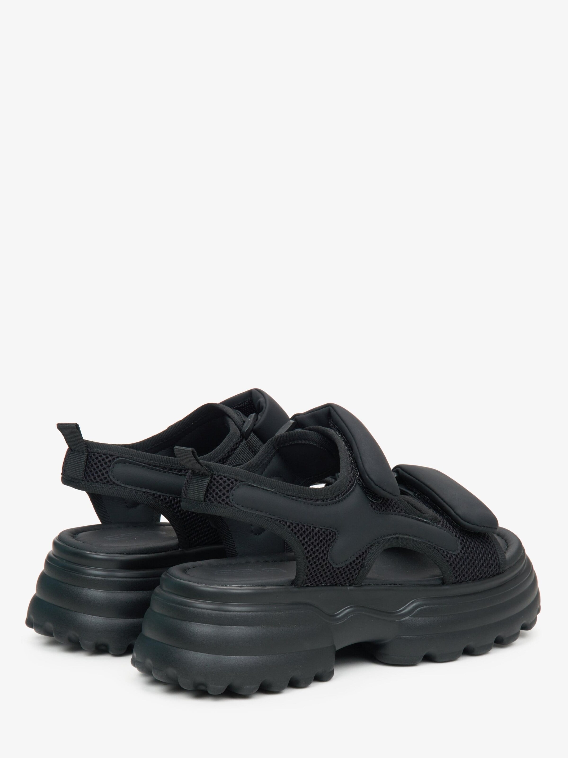 ES8 - Sandalias '5010-01' en negro