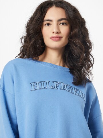 TOMMY HILFIGER Sweatshirt in Blau