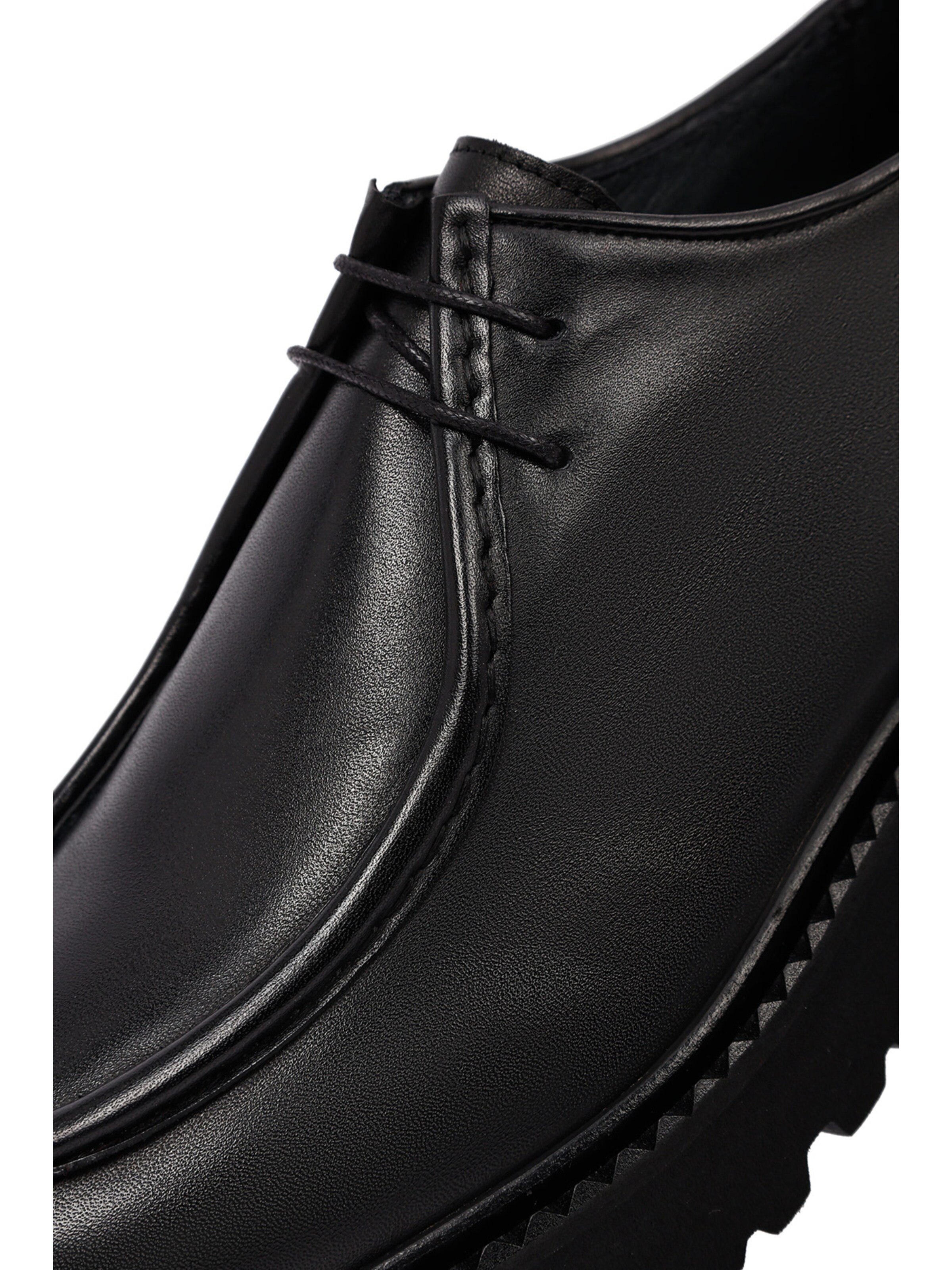 Chaussure à lacets Derimod en noir