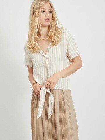 VILA - Blusa 'Sovera' en beige: frente