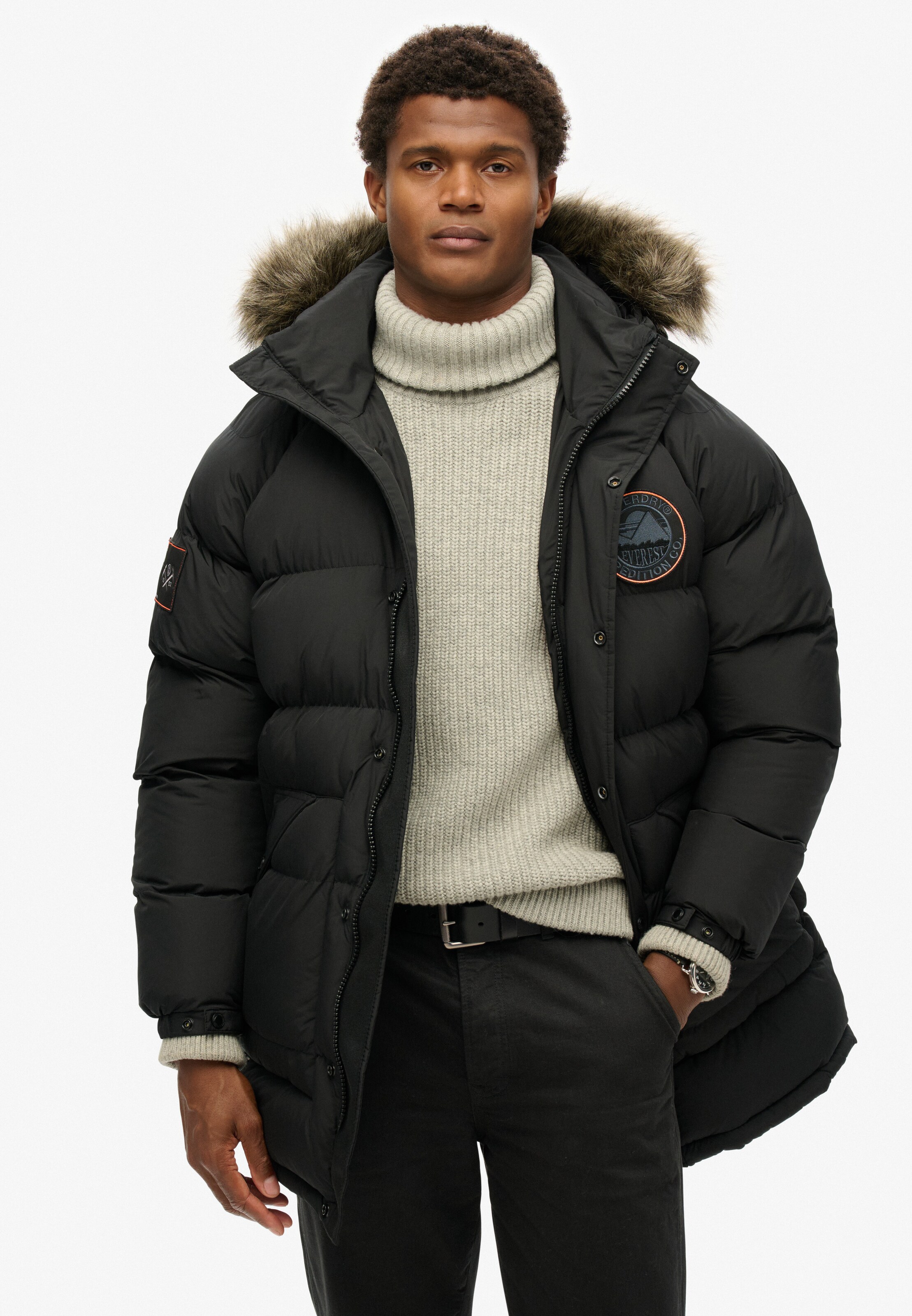 Superdry Winterparka 'Everest' in Zwart: voorkant