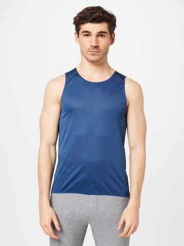 On Performance Shirt in Blue: front