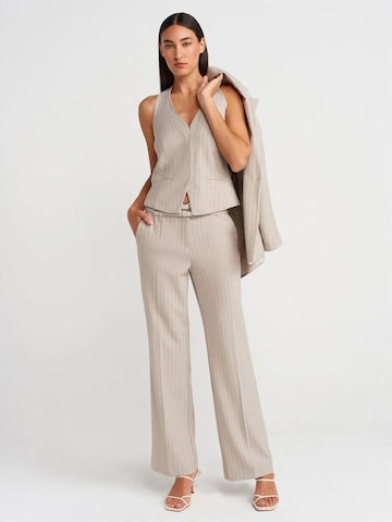 Dilvin Regular Hose in Beige: Vorderseite
