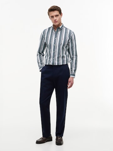 TOMMY HILFIGER Regular Fit Paita värissä vihreä