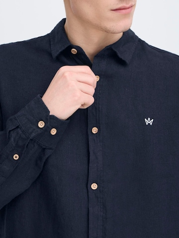 Kronstadt - Ajuste regular Camisa 'Heart' en azul