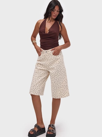 IT'S BASIC Loosefit Jeans 'POLKA BERMUDA SHORT' in Beige: voorkant