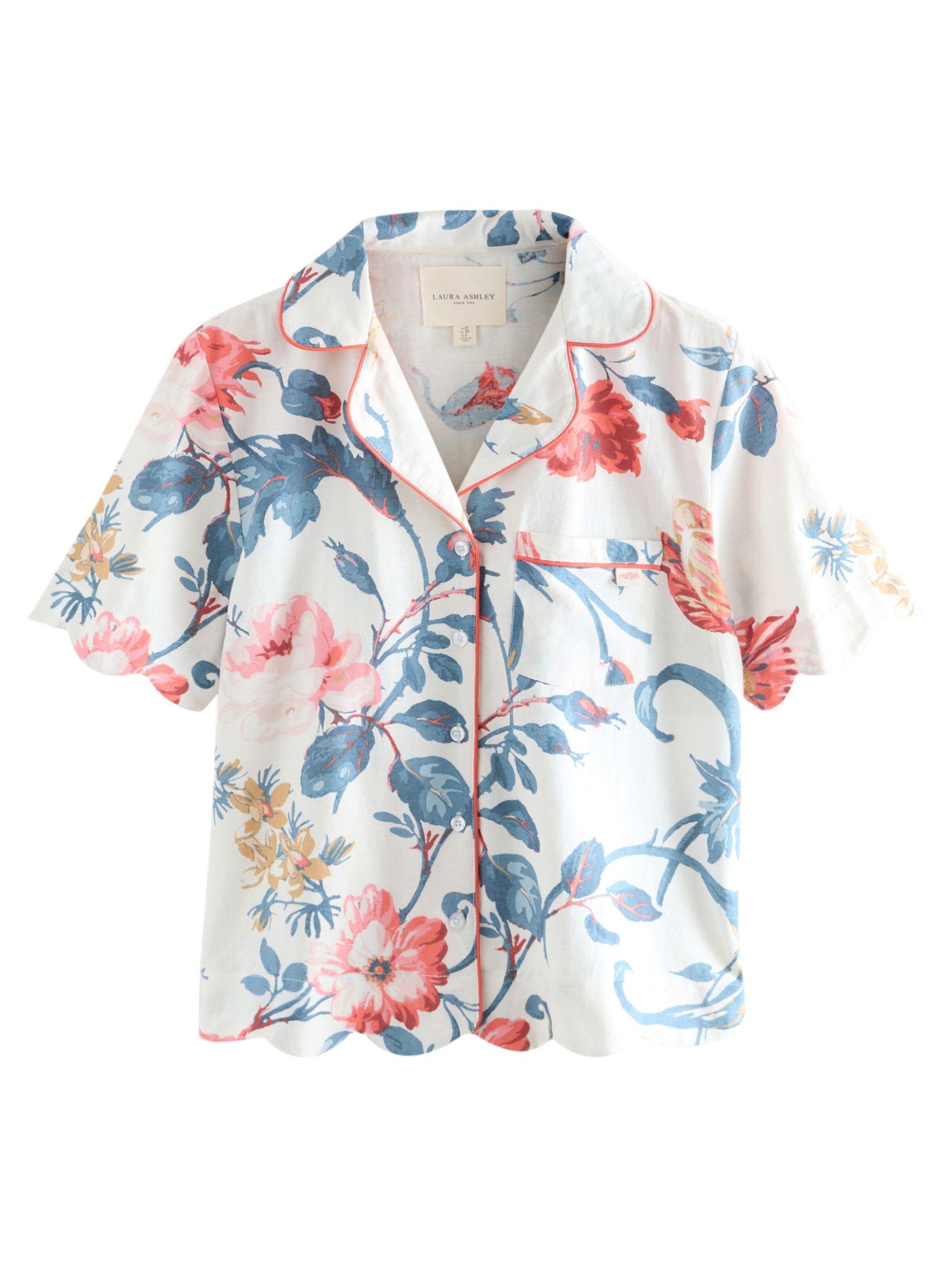 LAURA ASHLEY Шорты в Белый