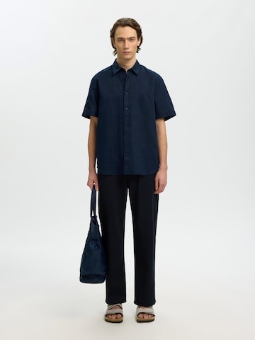 SELECTED Regular Fit Skjorte 'SLHCLAY' i blå