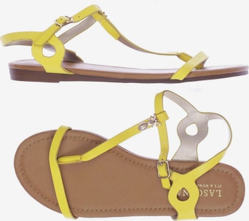 LASCANA Sandals & High-Heeled Sandals in 40 in Yellow: front