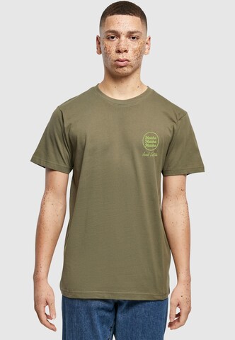 Merchcode Shirt 'Iced Matcha Latte' in Green: front