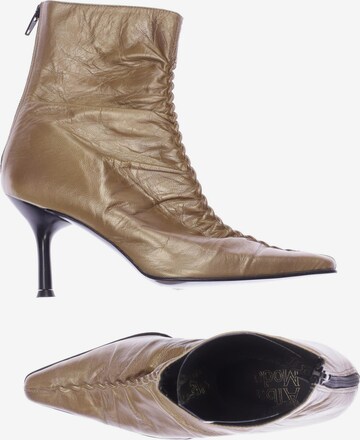ALBA MODA Dress Boots in 39 in Gold: front