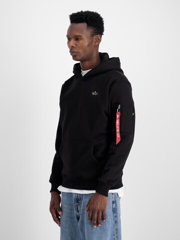 ALPHA INDUSTRIES Свитшот в Черный: спереди