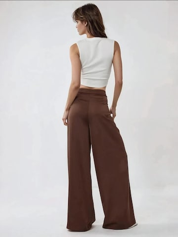 Hiccup Wide Leg Hose in Braun