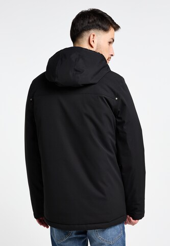 ICEBOUND Performance Jacket in Black