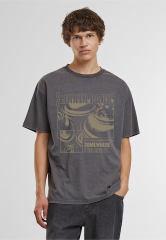 Merchcode Shirt 'Linkin Park Somewhere I belong Vintage' in Grijs: voorkant