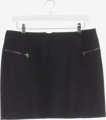 Rich & Royal Skirt in M in Black: front