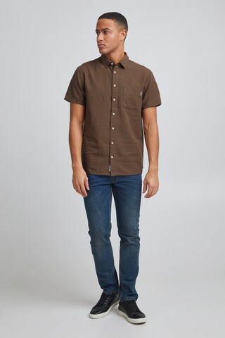 Coupe regular Chemise BLEND en marron