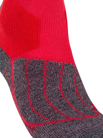 FALKE Athletic Socks 'SK1 Comfort' in Red