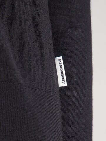 Giacchetta 'OPHALIAA' di ARMEDANGELS in nero