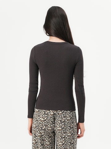 T-shirt GAP en marron