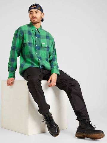 WRANGLER Regular fit Button Up Shirt in Green