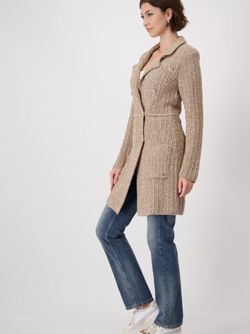 Manteau en tricot monari en marron