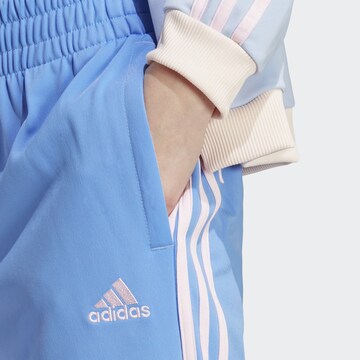 ADIDAS SPORTSWEAR Trainingsanzug 'Essentials 3-Stripes' in Blau