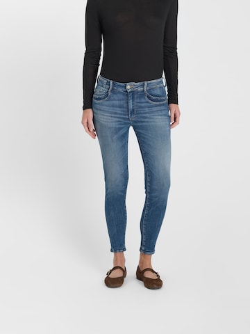 Le Temps Des Cerises Skinny Jeans in Blue: front