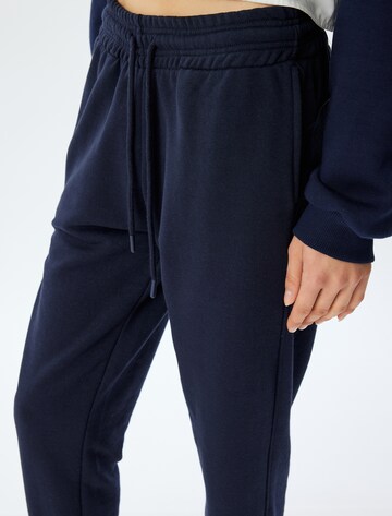 Koton Loose fit Trousers in Blue