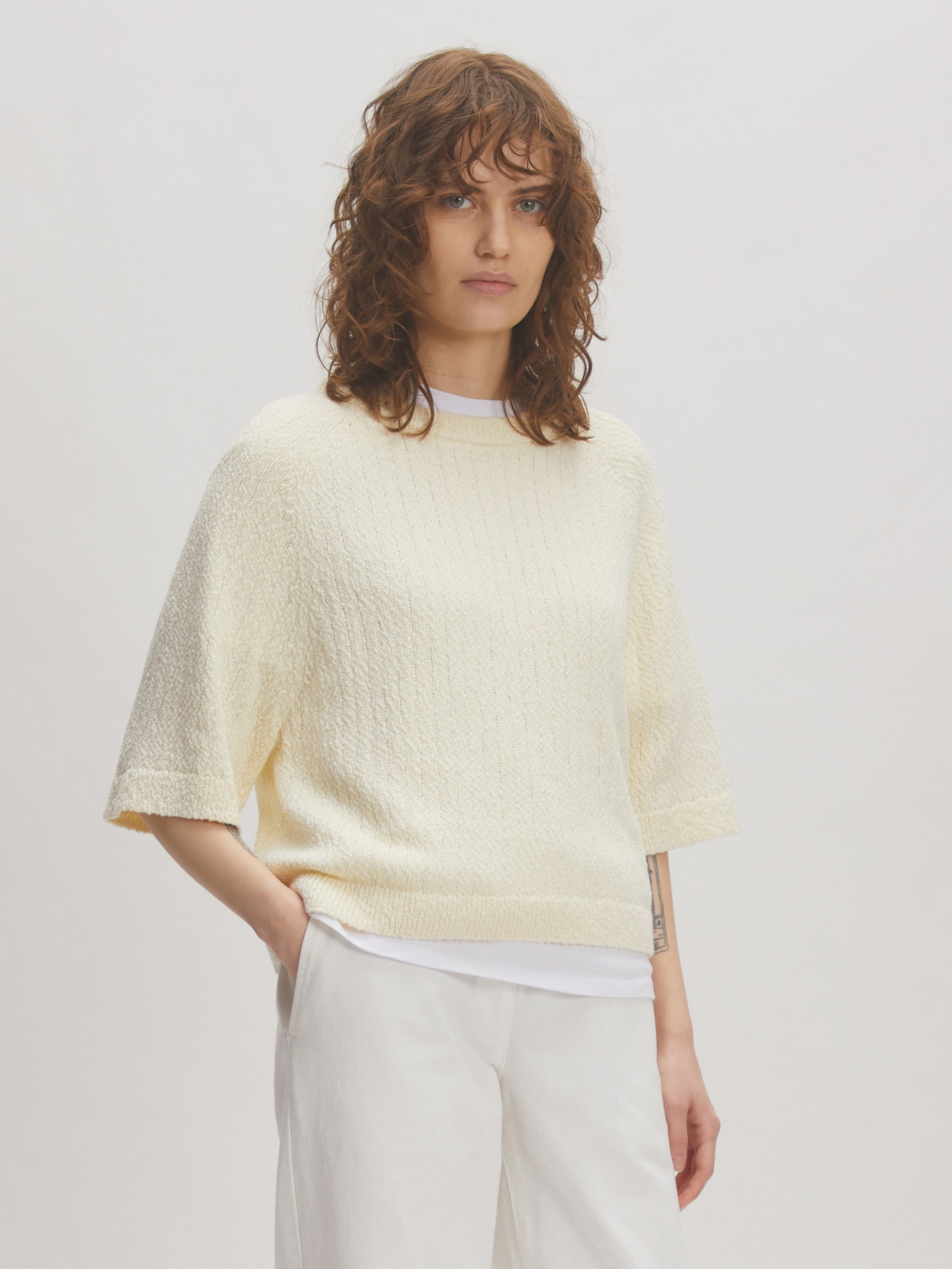 EDITED Producten Shirt 'Birla' Beige