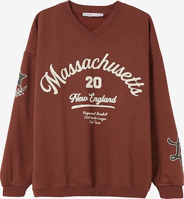 Bershka Sweatshirt in Brown: front